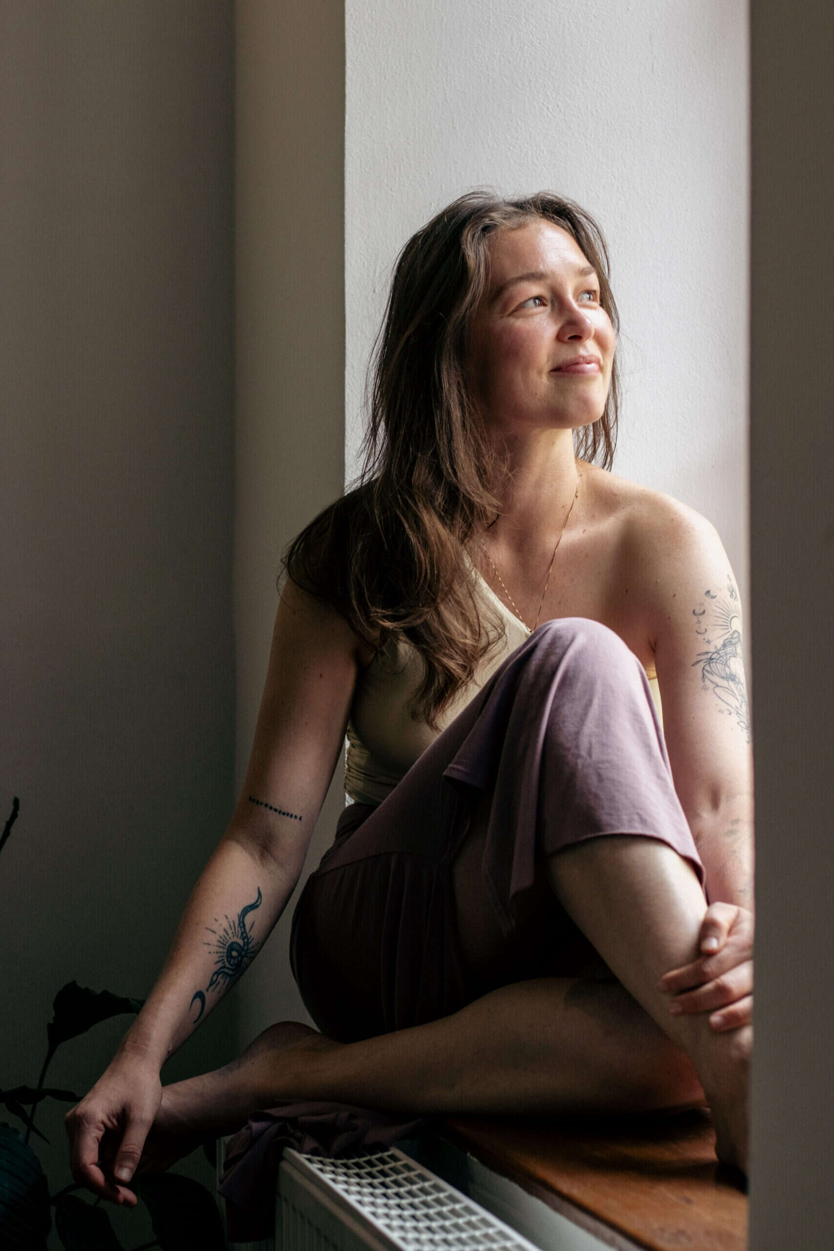 Dominika Červenková - Aštánga jóga, Mayská abdominální terapie, Kraniosakrální terapie, individuální ženská spolupráce - Salón Srdce České Budějovice